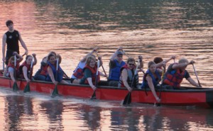 05-2015-05-25-Dragon-Boat-Practice-PaddlesCU