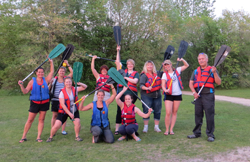 07-2015-05-25-Dragon-Boat-Practice-Land